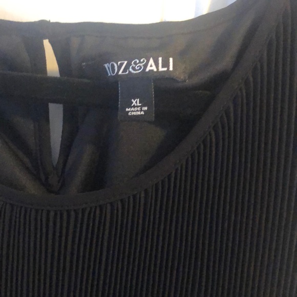 Roz & Ali black accordion pleat 20’s style XL - Picture 3 of 3